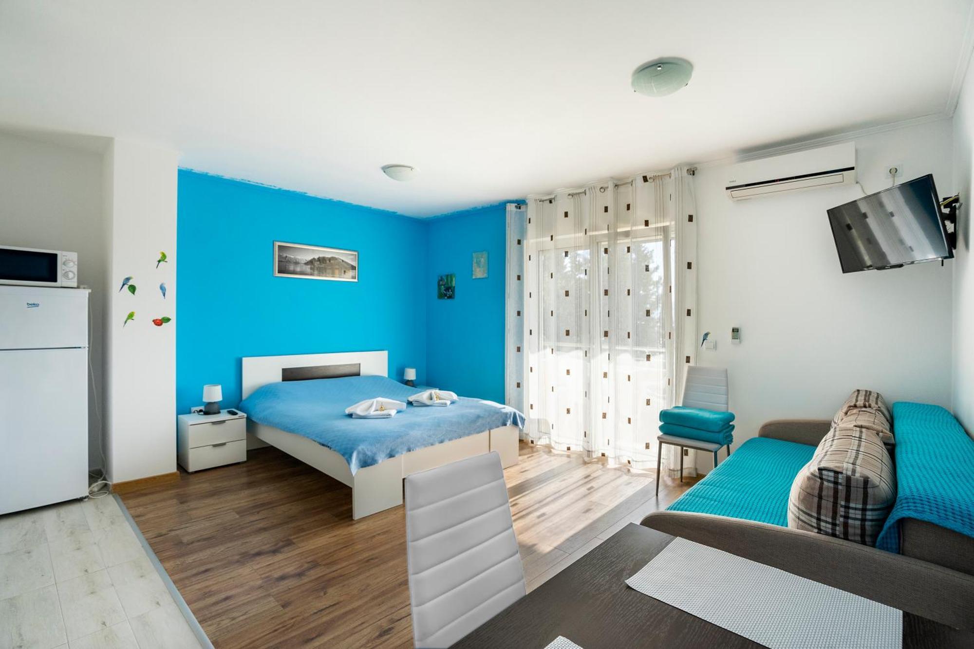 טיווט Apartments Viktoria מראה חיצוני תמונה