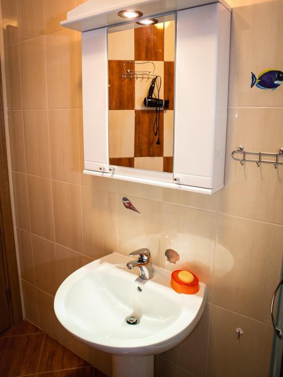 טיווט Apartments Viktoria מראה חיצוני תמונה