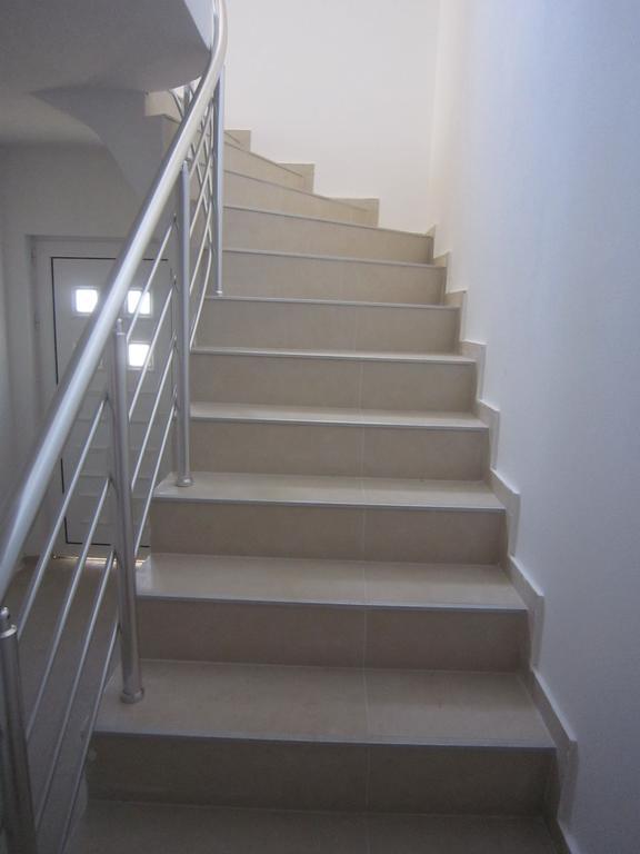 טיווט Apartments Viktoria מראה חיצוני תמונה