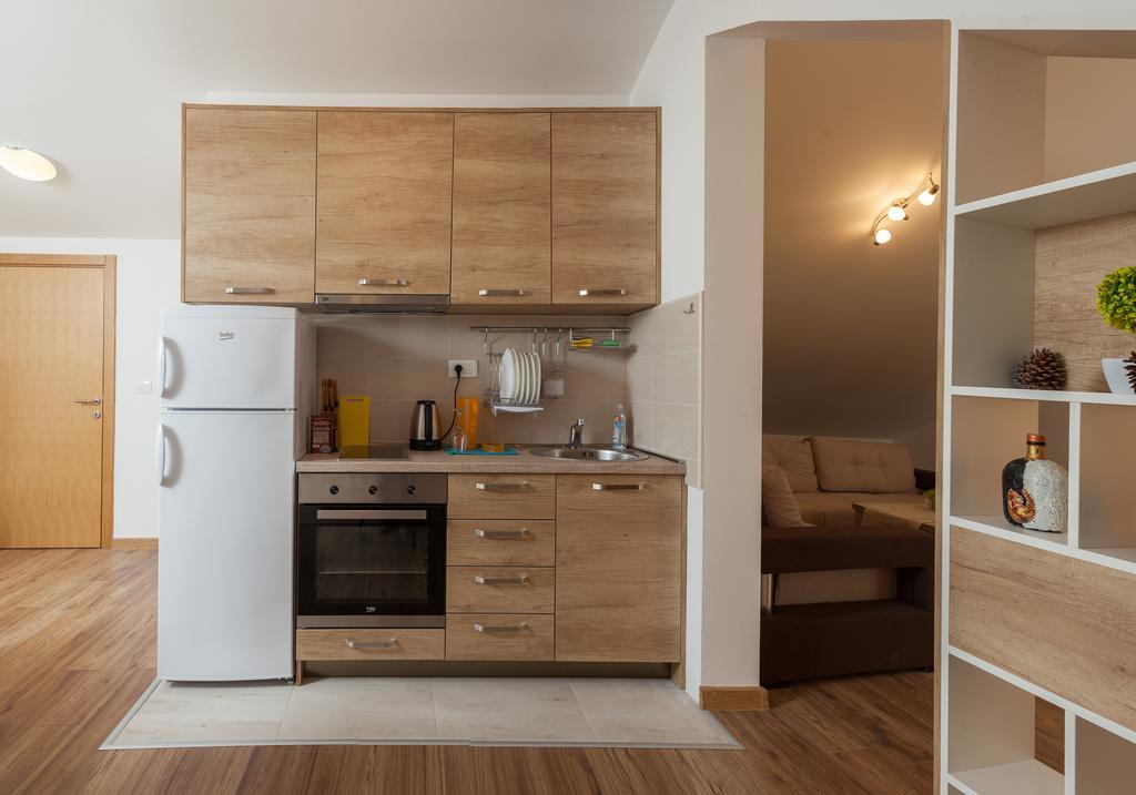טיווט Apartments Viktoria מראה חיצוני תמונה