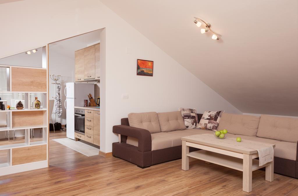 טיווט Apartments Viktoria מראה חיצוני תמונה